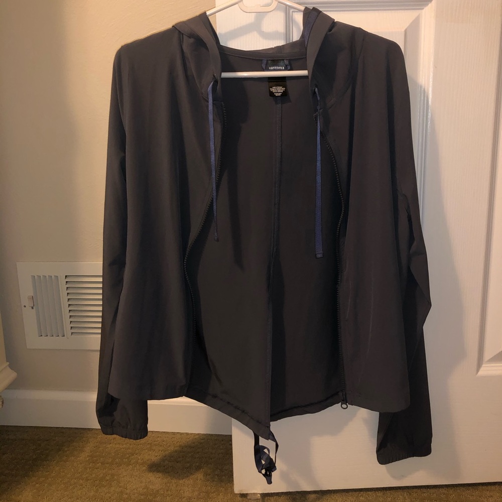 Light VS workout jacket